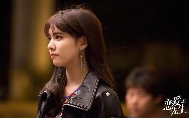 宋妍霏《恋爱先生》剧照图片桌面壁纸