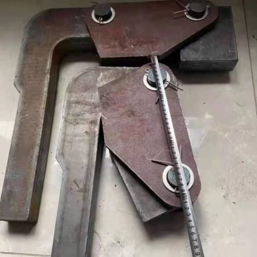 自卸车后门挂钩配件翻斗七字钩上铰接吊门钩货车后门钩马槽钩加厚