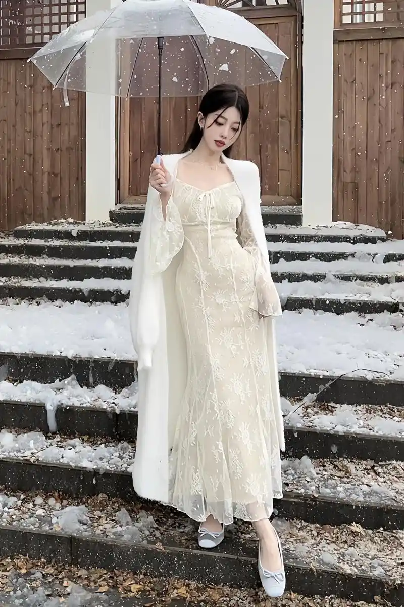 穿上这裙子秒变女王.这款打底连衣针织长裙,优雅又 - 抖音