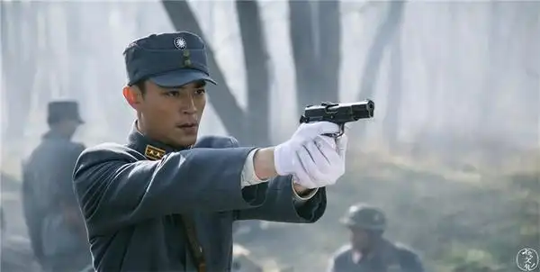 吴彦祖当然,最有魅力的温柔男纸还属国民小男神康康!