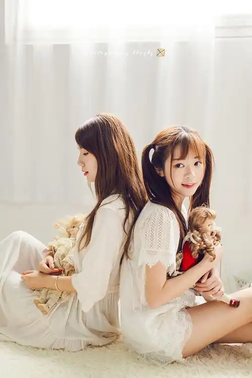 搞怪二人组闺蜜照.