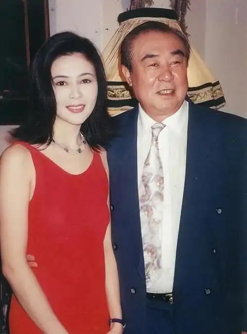 关之琳背了那么多年的高尔夫球黑锅终于被刘銮雄给澄清了