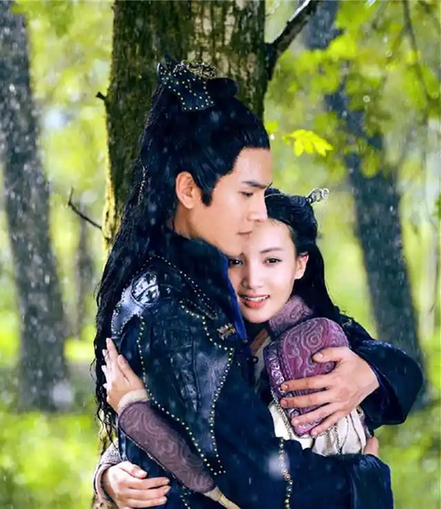 韩东君,古力娜扎剧照.