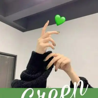 女生比心手势头像