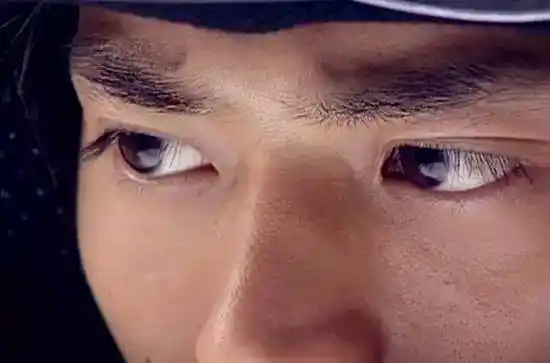 霍建华1.7cm长睫毛,你也可以长