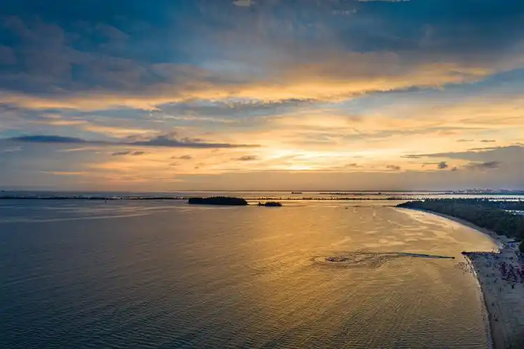 钦州网红景点～犀丽湾晚霞图