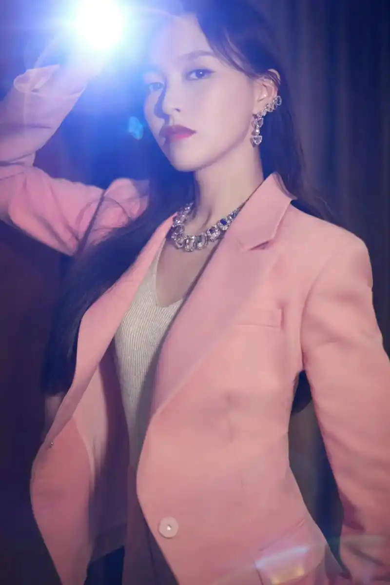 西装杀 #唐嫣 - 抖音