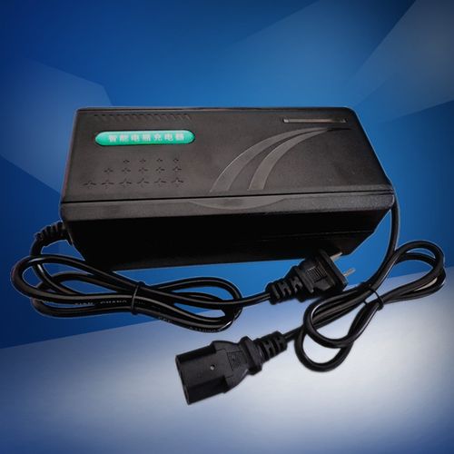 12伏电瓶充电器智能12v20ah32a45ah铅酸蓄电池充电电机品字方电瓶充电