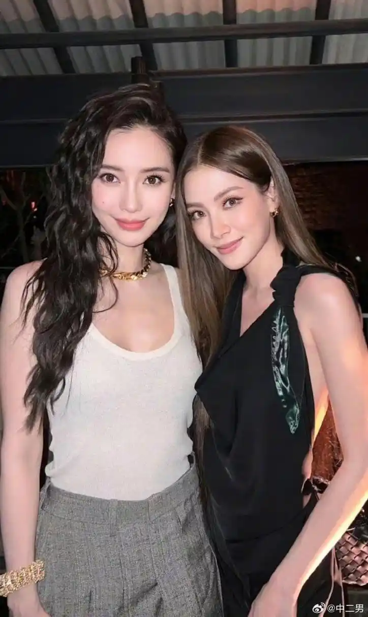 angelababy小水同框合影angelababy公司和小水合影.