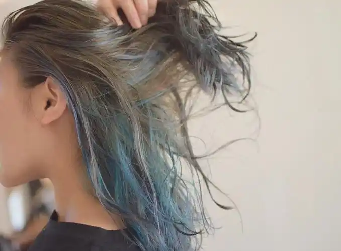 日韩大热「 内侧挑染 」