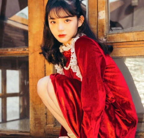 时光与你都很甜暴力女生洛钦歌扮演者王晴剧照