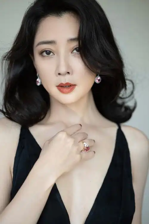 殷桃说单身想多谈恋爱怎么了##殷桃##女神