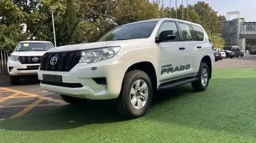 23款丰田霸道2700国六价格港口仅售价40余万起