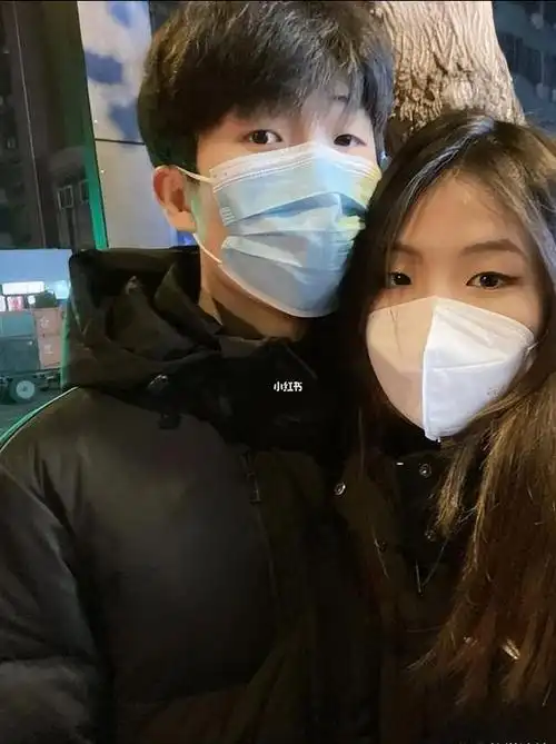 男子网恋奔现因女子太美提出分手网友他对美女有误解