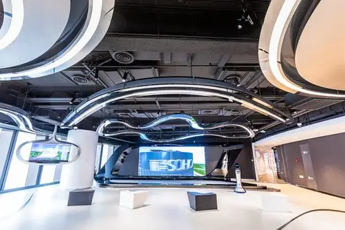 走进丽泽soho第31层5g实验室