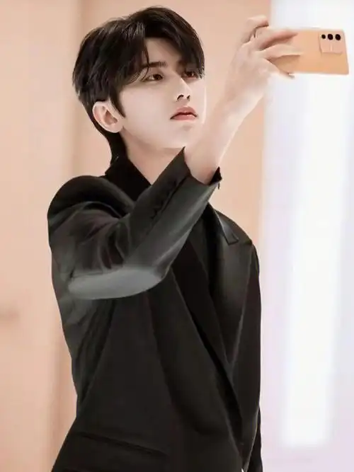 蔡徐坤星盘分析