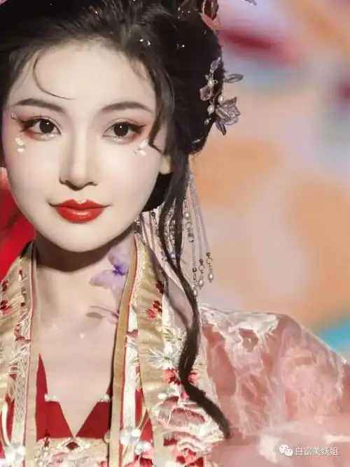 唯一上镜比精修还美的网红,这是古风天花板吧?