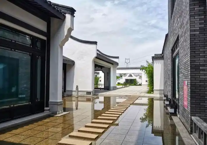 白墙黛瓦马头墙