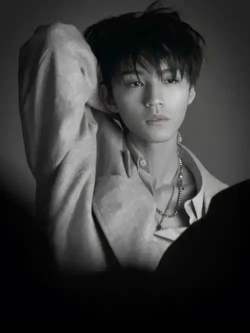 你手机相册没有的王俊凯照片