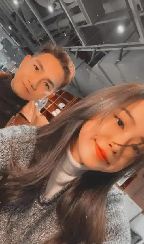 tvb绿叶骆达华邻家有女已长成能拉能画梦想仍是入圈