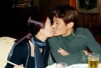 2004年那英怀孕,一个陌生女子联系她:我和你男友的孩子三岁了