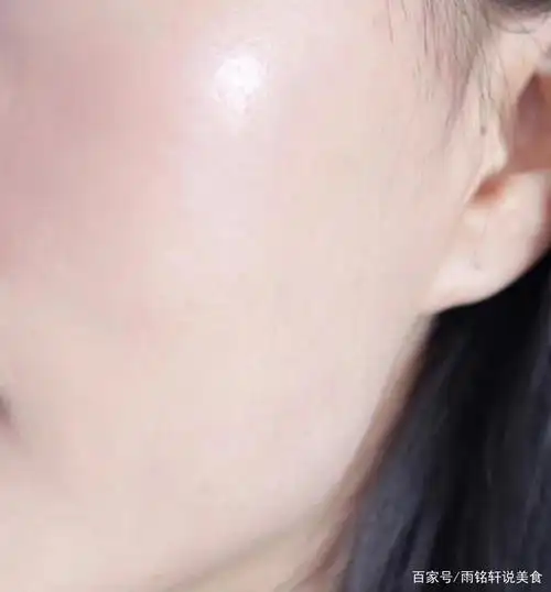 小姨48岁皮肤还细腻如少女,只因每天都喝这些美食