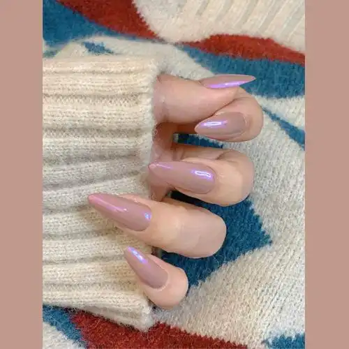 指甲贴片美甲成品长款欧美奶茶咖色极光杏仁圆尖头显手白假指甲片