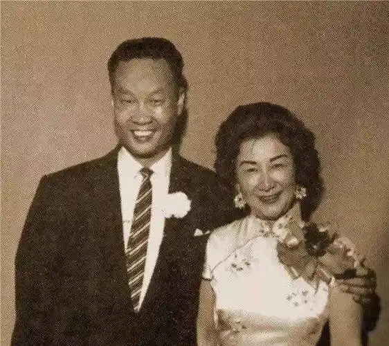 原创他曾是王牌特工只身潜伏美中情局37年却惨遭叛徒出卖英勇就义