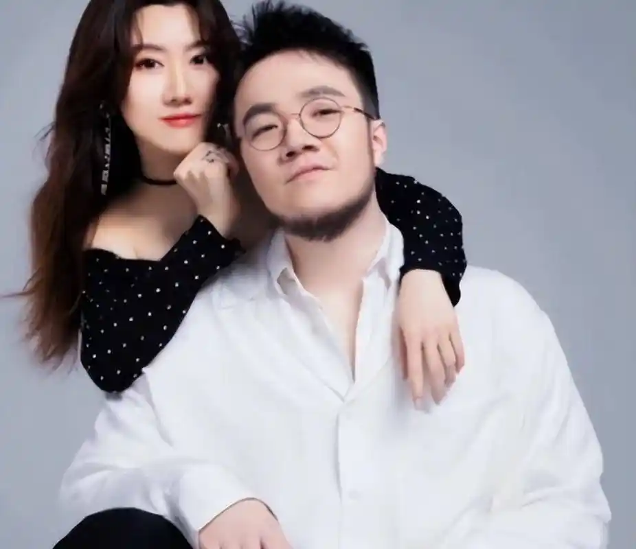 宋丹丹儿媳妇王博谷:嫁给小7岁巴图,被丈夫和婆婆当