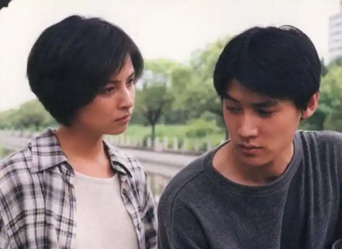 回顾《永不瞑目》演员现状差距大,女主"消失",男配成顶流