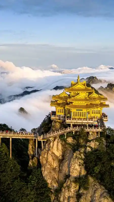 我要上热门#这是世界上唯一能走上去的天宫仙境-全民小视频