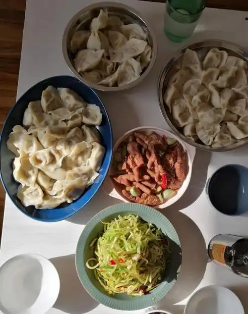自己在家包饺子怎么做?
