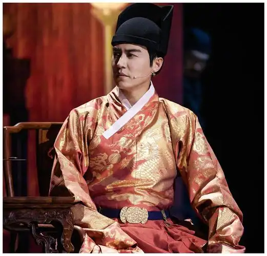 因《琅琊榜》造型难看,靳东曾要彻底远离古装剧,现在竟然食言了