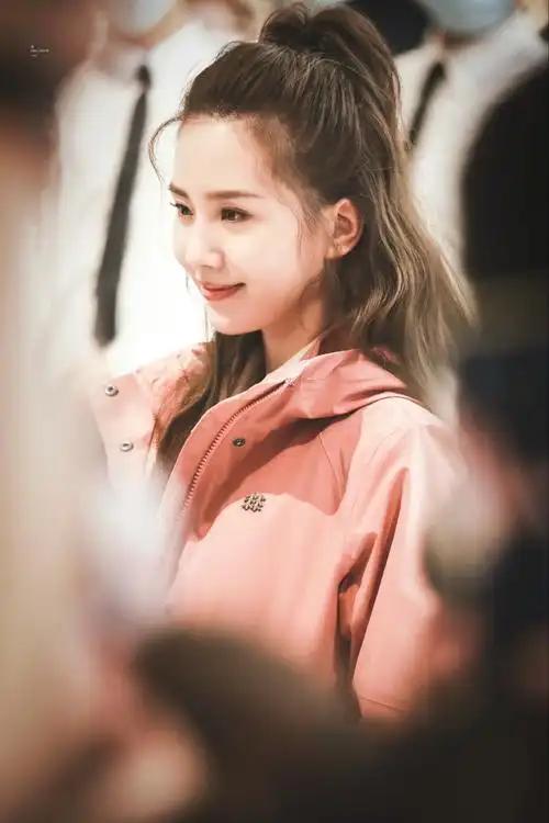 刘诗诗可隆品牌代言人##刘诗诗元气半马尾