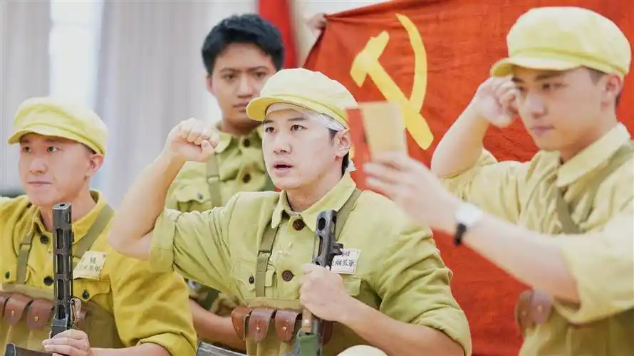 年轻的演员们,为什么哭着走出《英雄儿女》排练厅?_王成_观众_话剧