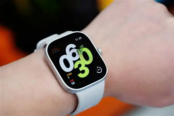 首次铝合金边框超精致redmiwatch4图赏