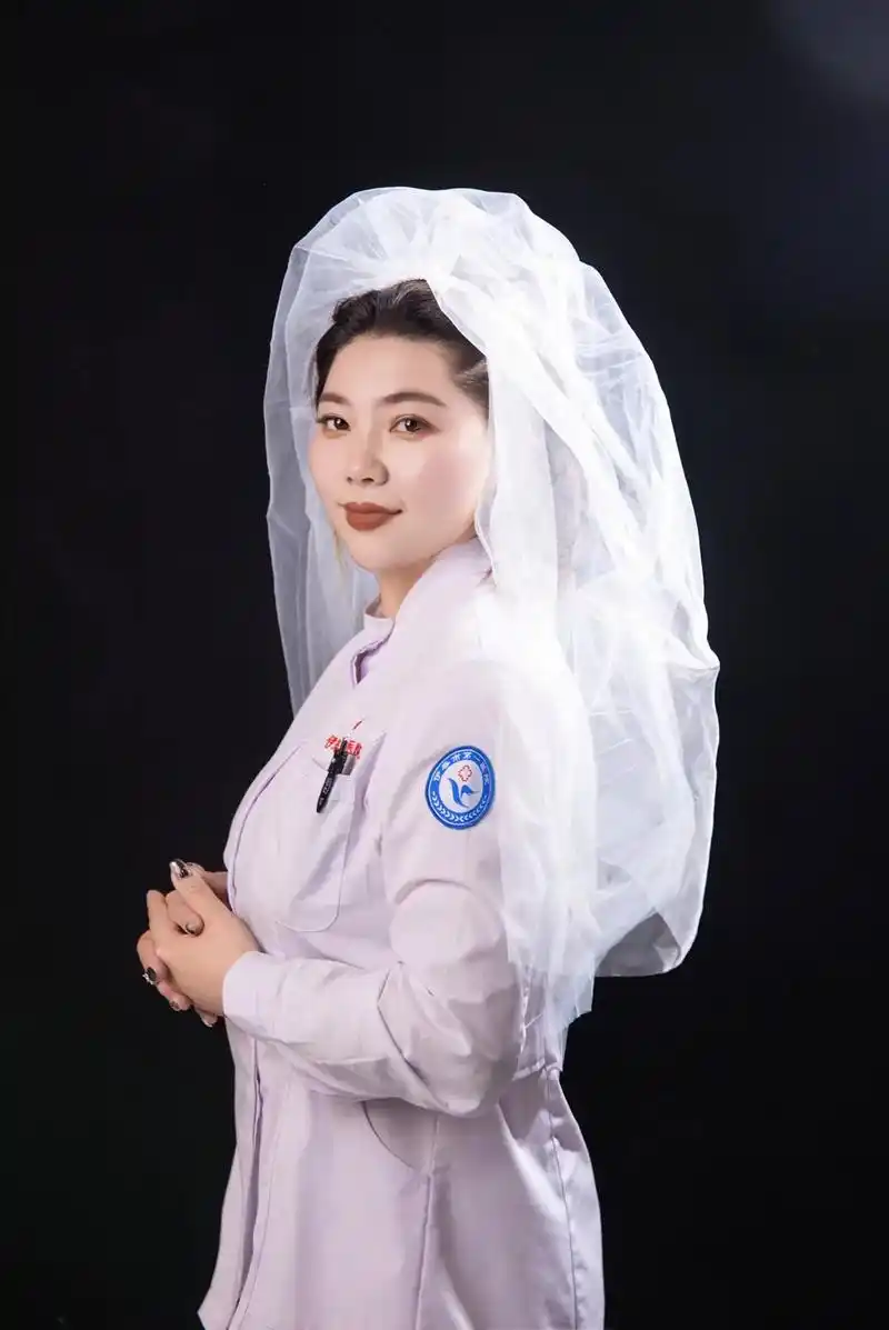 最美白衣天使 #摄影师無忌 #护士节 #医务人员最可爱 护 - 抖音