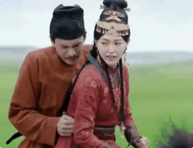 替,各种替身能完成大部分不需要露脸的镜头,鞠婧祎在拍古装剧的时候