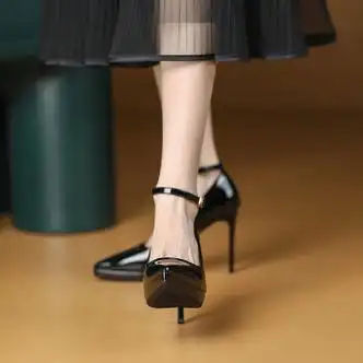 鞋靴>时尚女鞋>女士单鞋>女士高跟鞋>foolshasfortune>foolshas