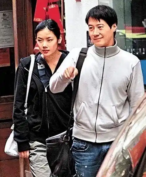 黎明错过舒淇被乐基儿伤透心51岁如愿当爸爸52岁娶小女友