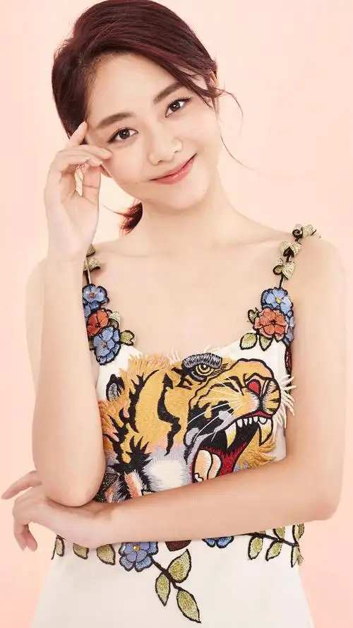 美女,时尚,甜美,清纯,2k,明星,手机壁纸,锁屏壁纸谭松韵清纯可爱写真