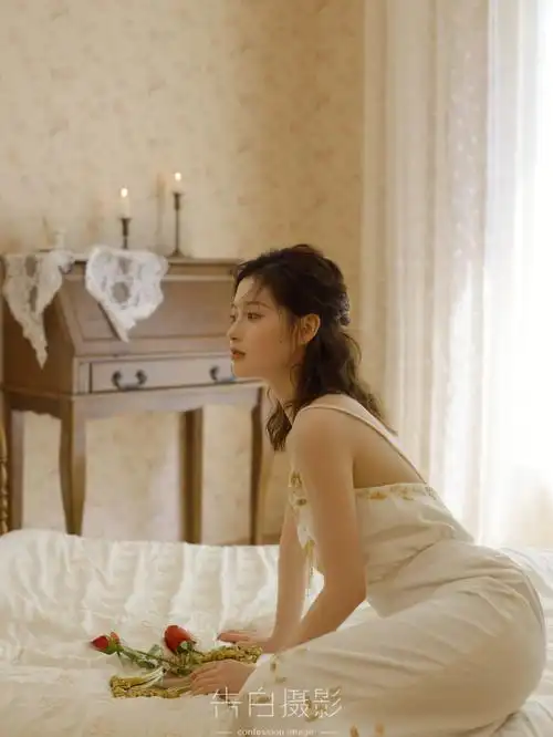 室内慵懒感写真静静享受此时时光