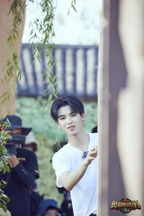 勇敢的世界黄明昊狂夸自己与丁泽仁默契十足
