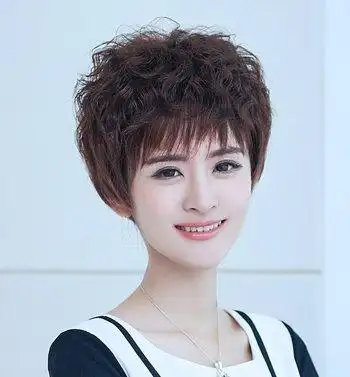 老太太满头小卷短烫发发型 中老年女士满头小卷短发发型图片