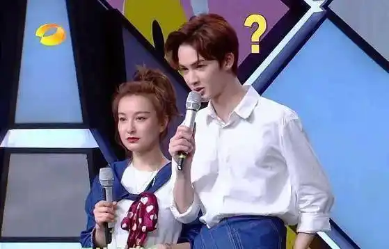 原创原创快本吴昕时尚感爆发迷惑单品穿出御姐范吴宣仪的反应亮了