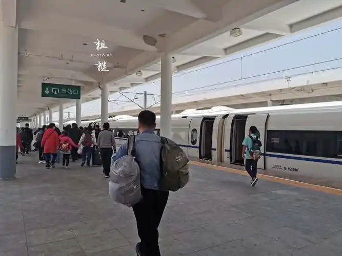 高铁下车后,发现行李忘记拿,车开走了怎么办?只需要做3件事情