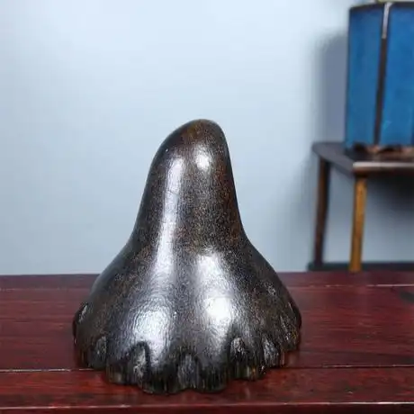 nb986 疑似旧藏仿犀牛角小角镇纸