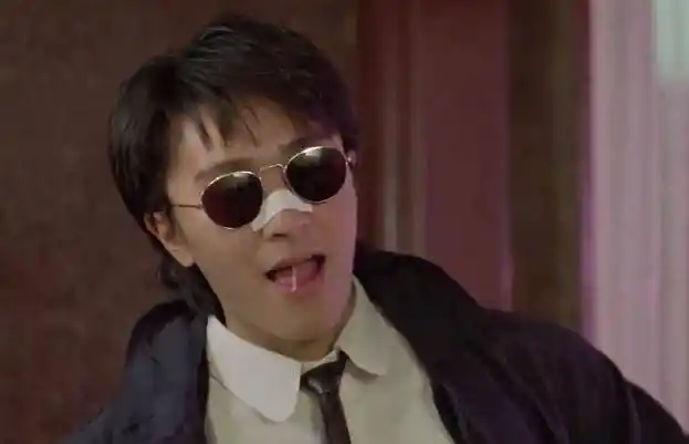 周星驰:爱国情结电影体现淋漓尽致,霸气回怼国外记者满堂喝彩_中国