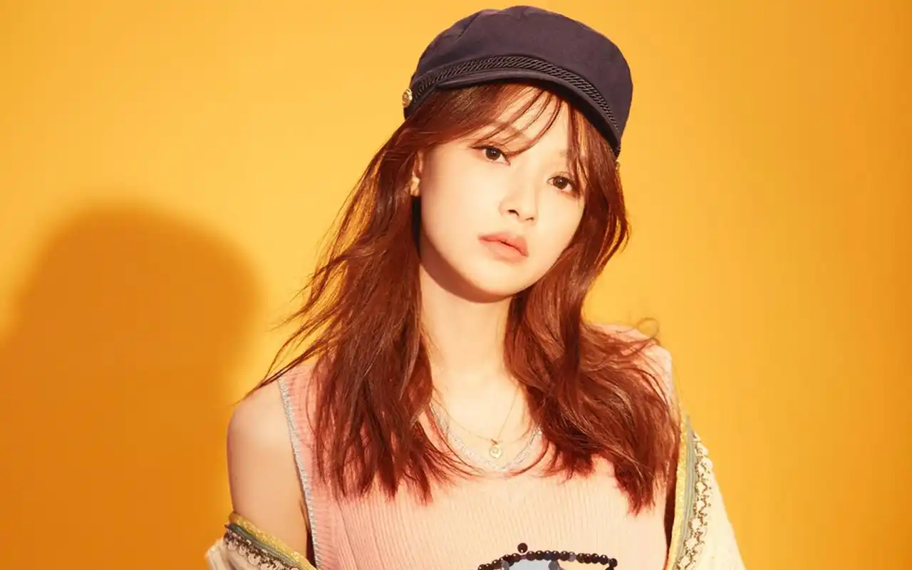 首页 桌面壁纸 大陆明星 孙怡甜美灵动时尚写真图片电脑壁纸