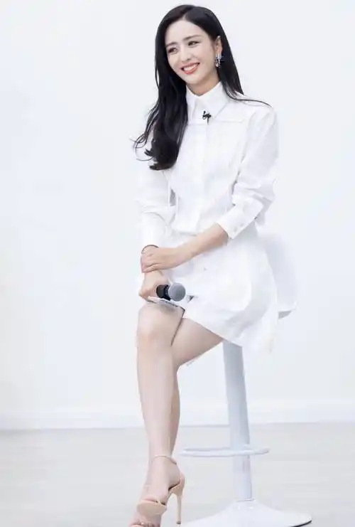 佟丽娅的性感高跟鞋_凉鞋_女神_明星